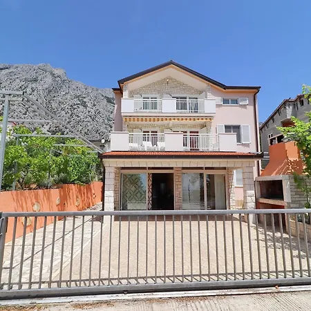 Michele-three Bedroom With Partial Sea View Grejp Apartman *