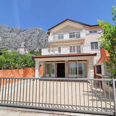 Apartment Michele-three Bedroom With Partial Sea View Grejp Orebic