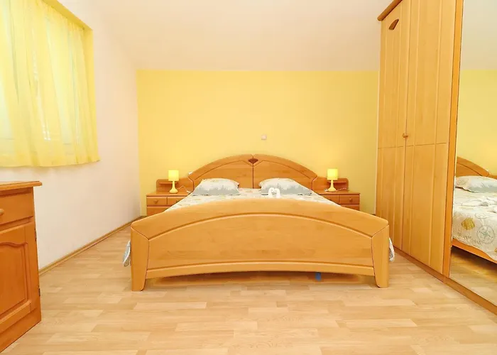 Michele-three Bedroom With Partial Sea View Grejp *